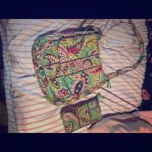 Vera Bradley Messenger Bag & Wallet🌸🌼🌻🌺🌹🌷💐